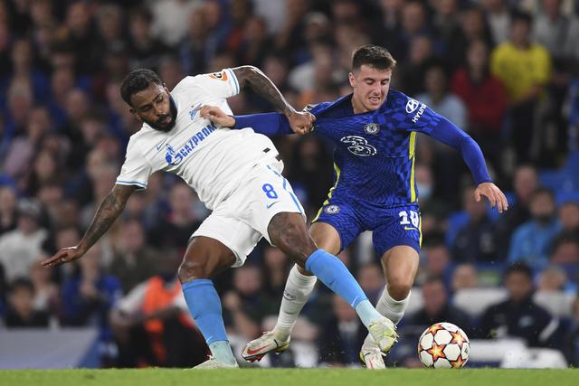 战争谣言冲击足坛:伊朗球星回国参军？C罗跑路